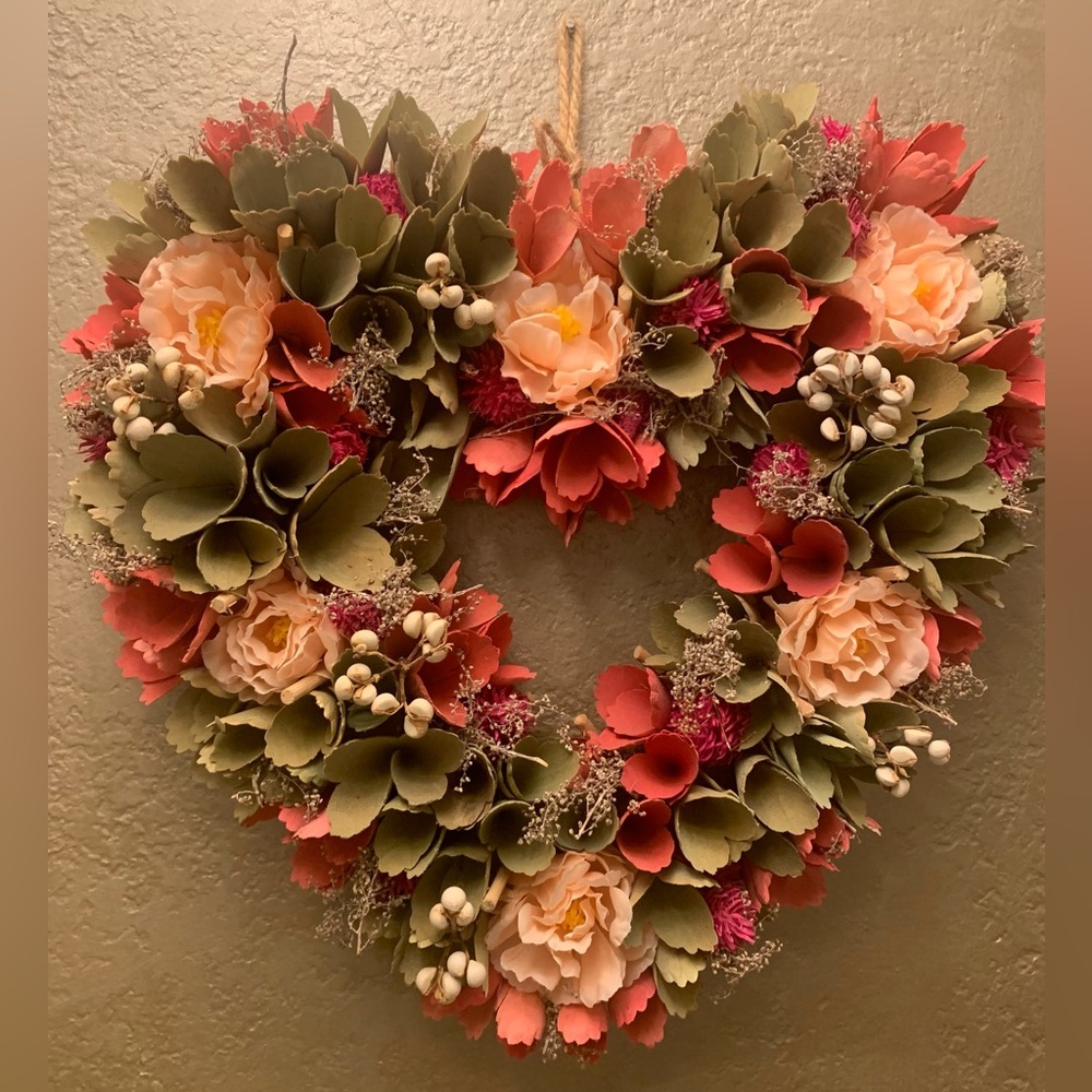Woodchip Heart Wreath
